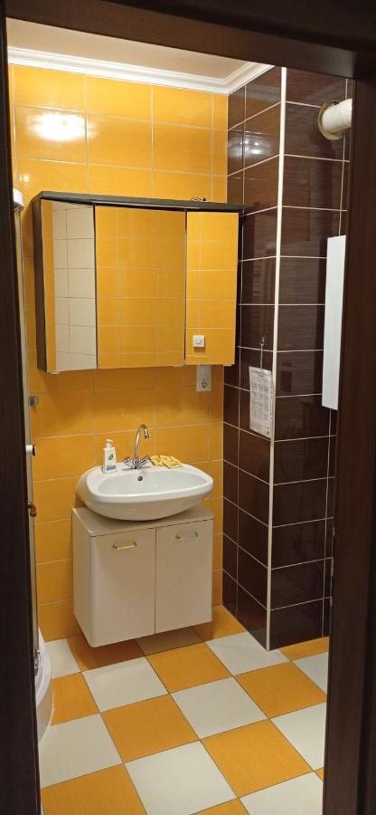 Aqua-Vital Premium Apartmanok ไฮจ์ดุสโซบอสโล ภายนอก รูปภาพ